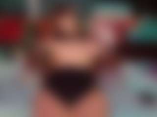 SaveTheBea's Live Sex Cam Show