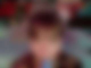 SaveTheBea's Live Sex Cam Show