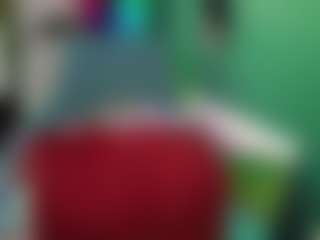 SaveTheBea's Live Sex Cam Show