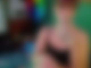 SaveTheBea's Live Sex Cam Show