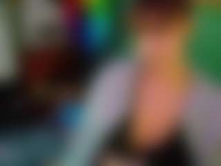 SaveTheBea's Live Sex Cam Show