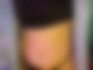 SaveTheBea's Live Sex Cam Show