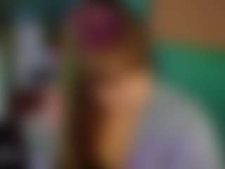 SaveTheBea's Live Sex Cam Show