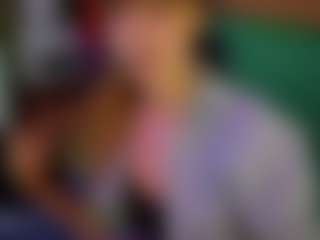 SaveTheBea's Live Sex Cam Show