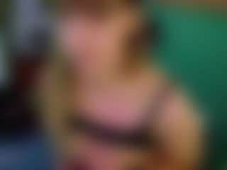 SaveTheBea's Live Sex Cam Show