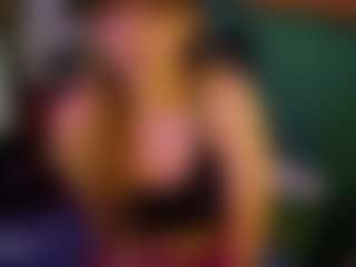 SaveTheBea's Live Sex Cam Show