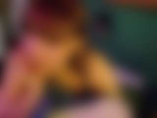 SaveTheBea's Live Sex Cam Show