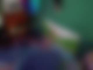 SaveTheBea's Live Sex Cam Show