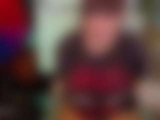 SaveTheBea's Live Sex Cam Show