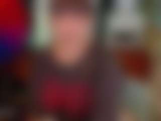 SaveTheBea's Live Sex Cam Show