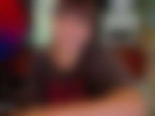 SaveTheBea's Live Sex Cam Show