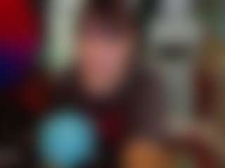 Live cam show with SaveTheBea - Athletic Tease on SquirtSoMuch