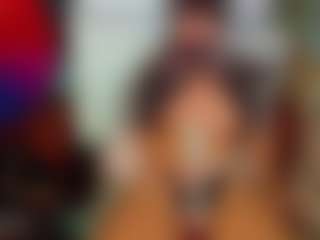 SaveTheBea's Live Sex Cam Show