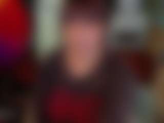 SaveTheBea's Live Sex Cam Show