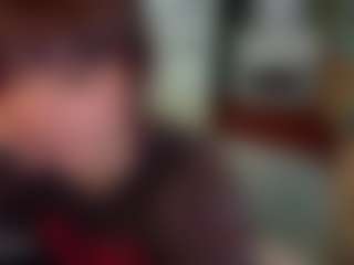SaveTheBea's Live Sex Cam Show