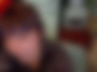 SaveTheBea's Live Sex Cam Show