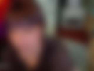 SaveTheBea's Live Sex Cam Show