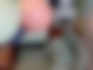 SaveTheBea's Live Sex Cam Show