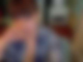 SaveTheBea's Live Sex Cam Show