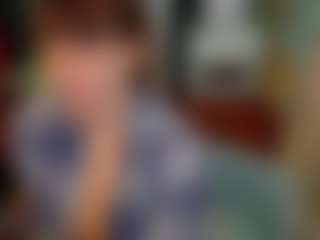 SaveTheBea's Live Sex Cam Show