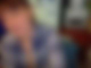 SaveTheBea's Live Sex Cam Show