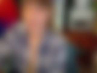 SaveTheBea's Live Sex Cam Show