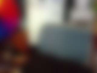 SaveTheBea's Live Sex Cam Show