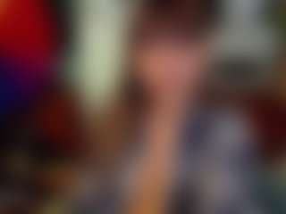 SaveTheBea's Live Sex Cam Show