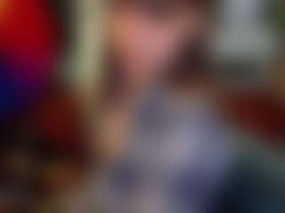 SaveTheBea's Live Sex Cam Show
