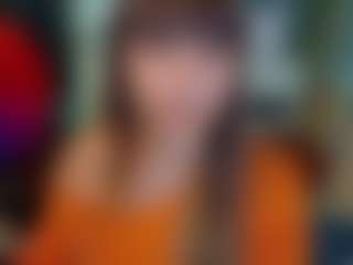 SaveTheBea's Live Sex Cam Show