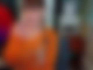 SaveTheBea's Live Sex Cam Show