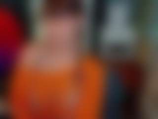 SaveTheBea's Live Sex Cam Show