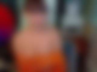 SaveTheBea's Live Sex Cam Show
