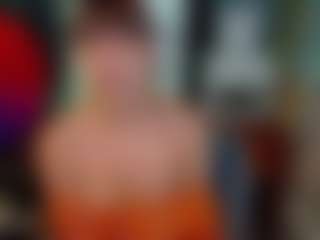SaveTheBea's Live Sex Cam Show