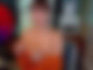 SaveTheBea's Live Sex Cam Show