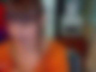 SaveTheBea's Live Sex Cam Show