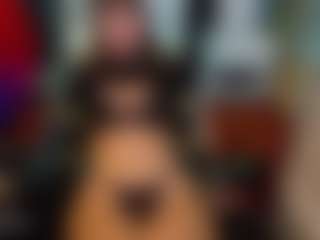 SaveTheBea's Live Sex Cam Show