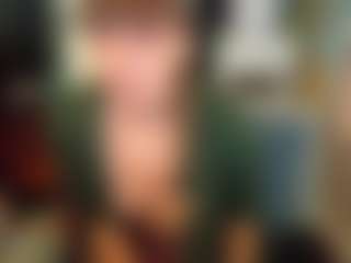 SaveTheBea's Live Sex Cam Show