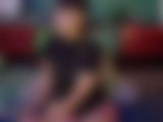 SaveTheBea's Live Sex Cam Show
