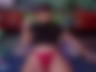 SaveTheBea's Live Sex Cam Show