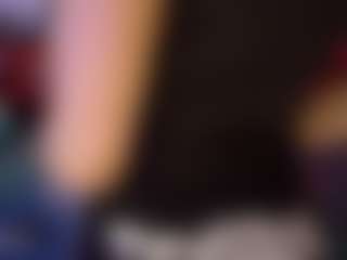 SaveTheBea's Live Sex Cam Show