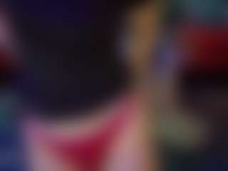 SaveTheBea's Live Sex Cam Show