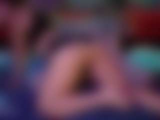 SaveTheBea's Live Sex Cam Show