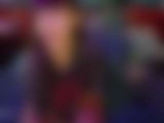 SaveTheBea's Live Sex Cam Show