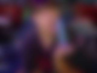 SaveTheBea's Live Sex Cam Show