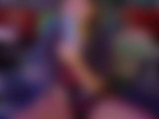 SaveTheBea's Live Sex Cam Show