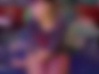 SaveTheBea's Live Sex Cam Show