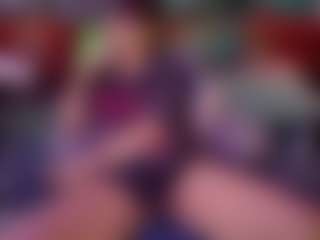 Live cam show with SaveTheBea - Orgasm on Camsoda