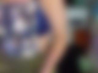 SaveTheBea's Live Sex Cam Show