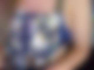 SaveTheBea's Live Sex Cam Show